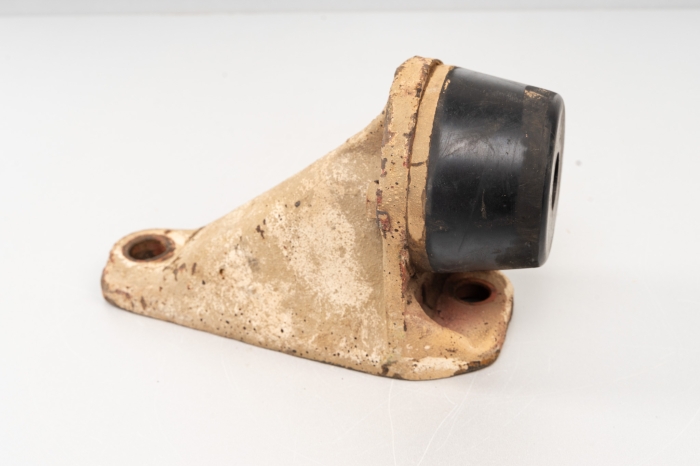 Stug roller bumper