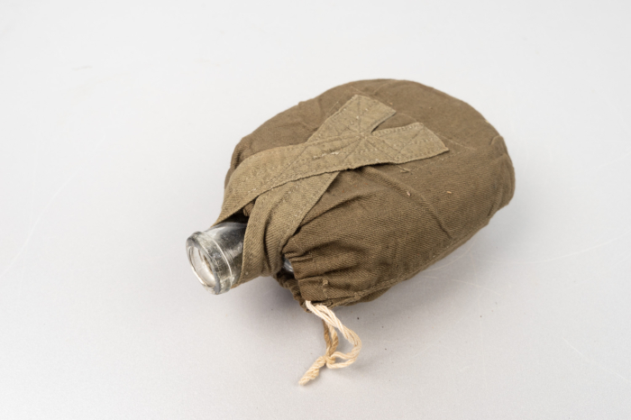 Soviet ww2 glass water bottle 1