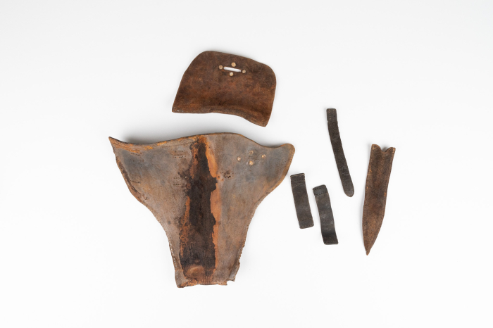 Relic flare gun holster