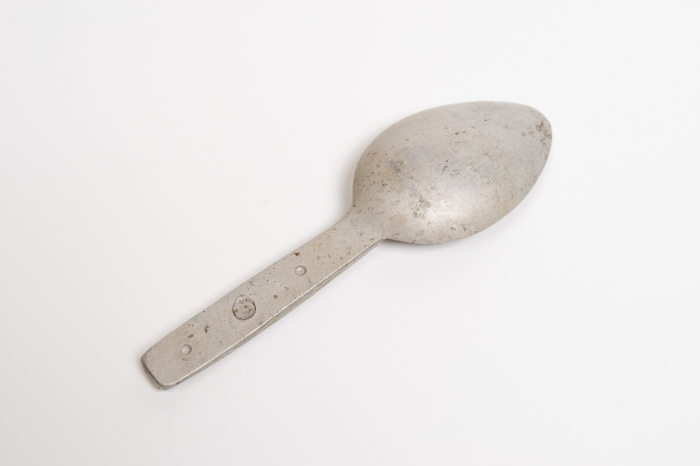 German ww2 eating tool signed