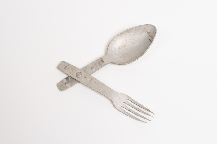 German ww2 eating tool signed