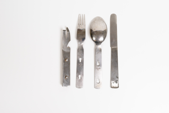 German ww2 officer eating set