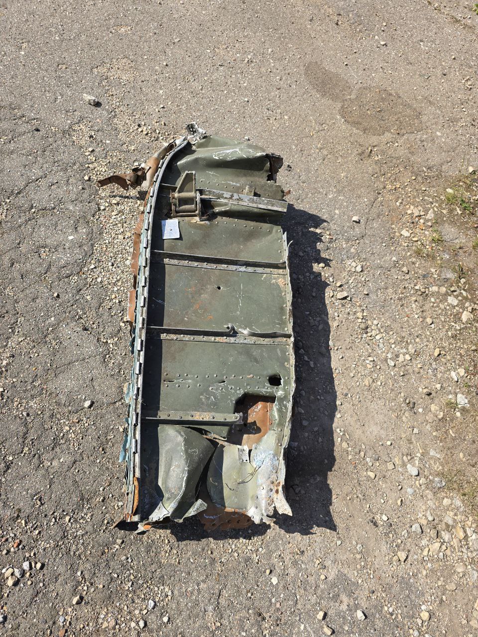 Part of shotdown IL2  114Х62 cm