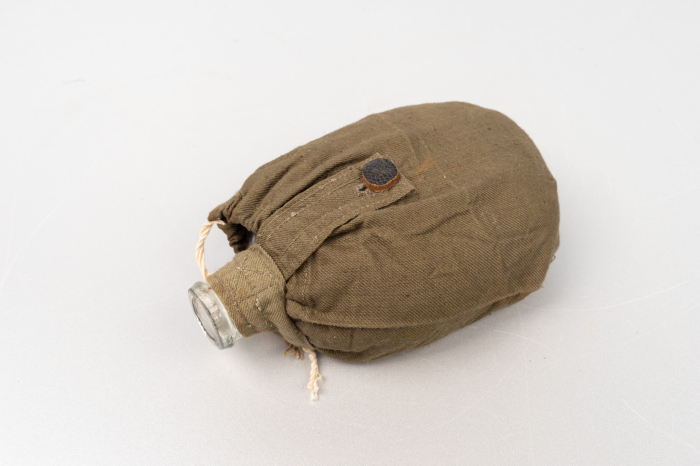 Soviet ww2 glass water bottle 1