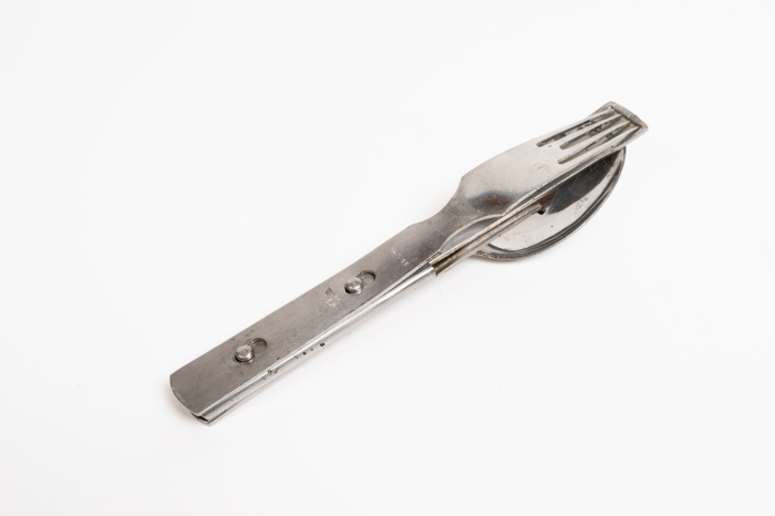 German ww2 officer eating set